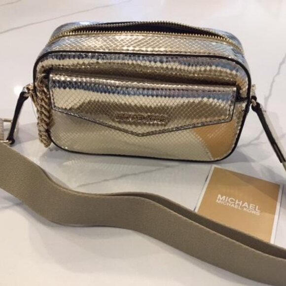 Michael Michael Kors Maisie Metallic Gold 2 in 1 Camera Crossbody Bag NWT $498 - Picture 3 of 12